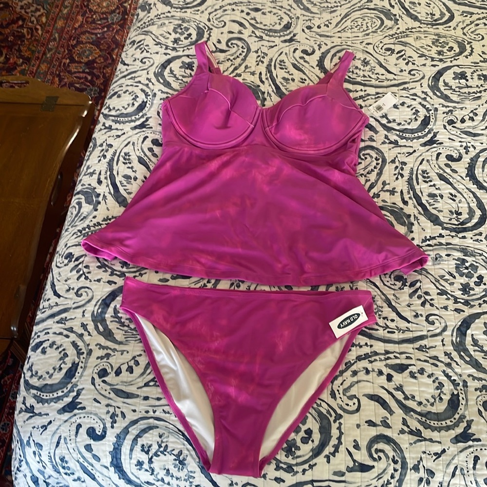 Old Navy Tankini & Bottom Set